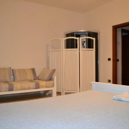 Diana Bed and Breakfast